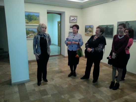 Выставка картин Сергея Панова открылась в МИД ПМР ко Дню основания Тирасполя.